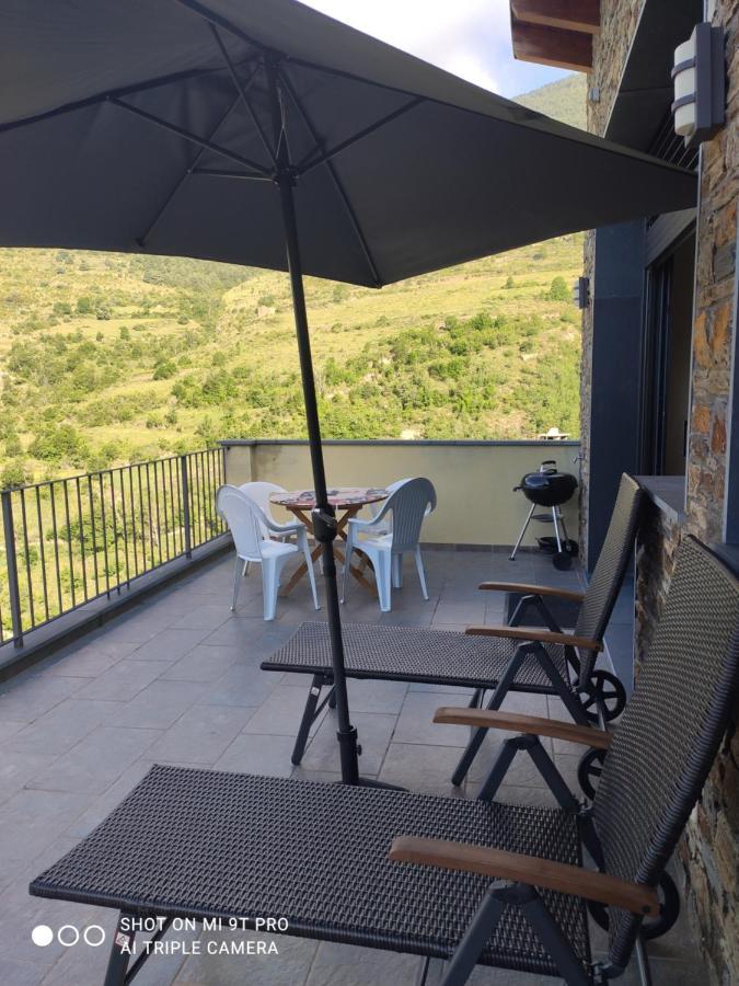 La Pauleta I Villa Bescaran Exteriör bild